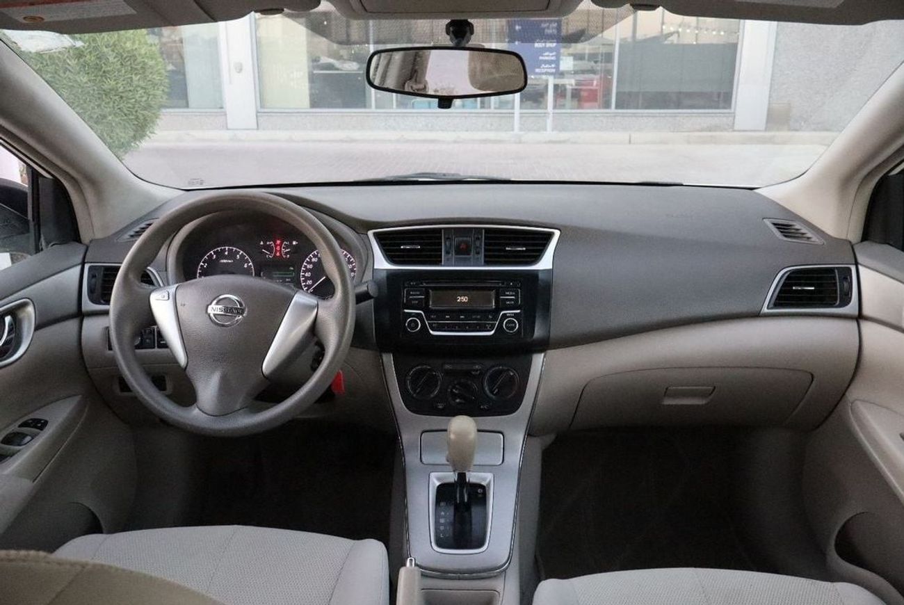 Nissan Sentra S 1.6L (113 HP)