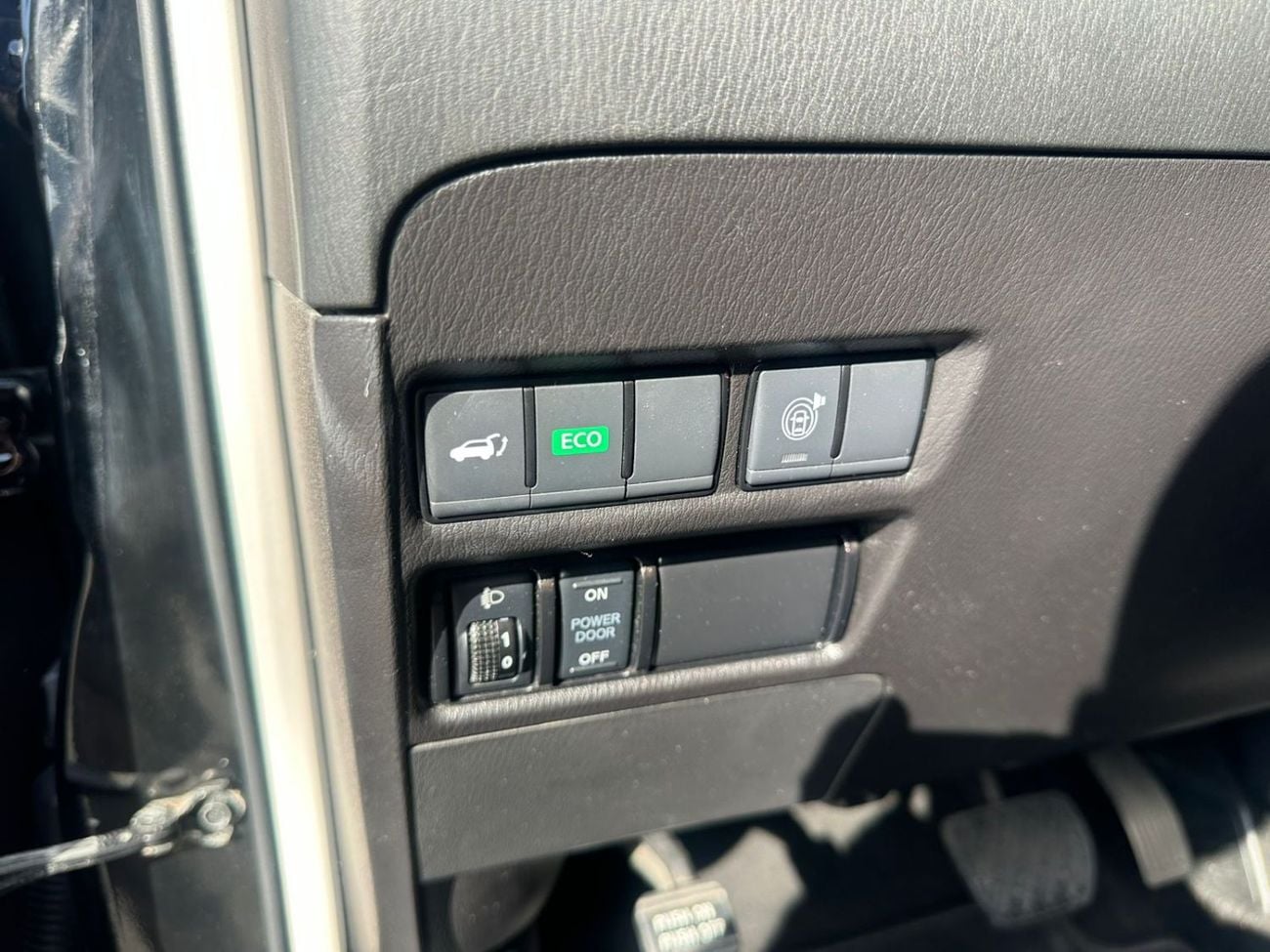 Nissan Patrol LE Titanium 5.6L