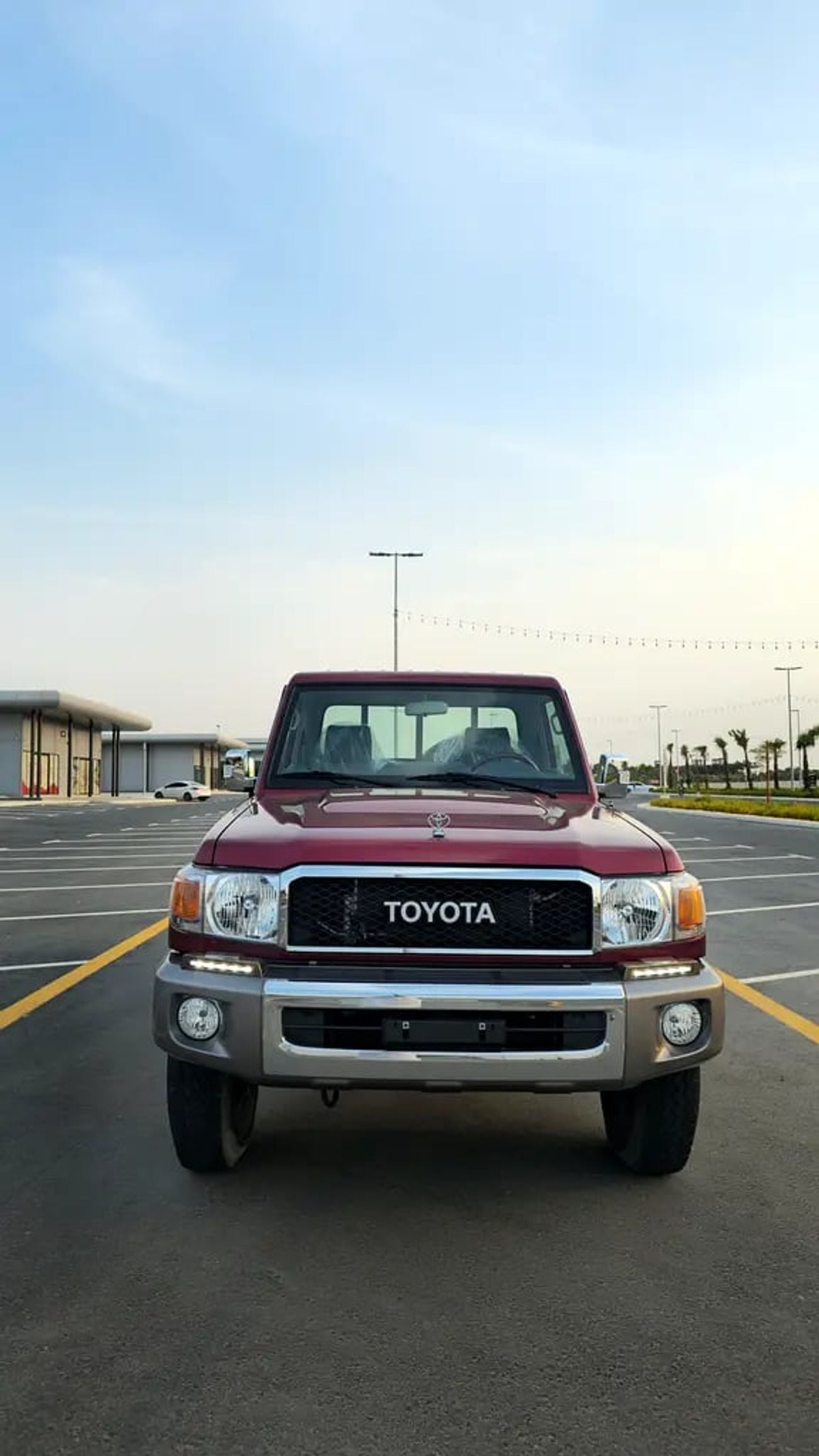 Toyota Land Cruiser 70 LC79 LX GCC Specs