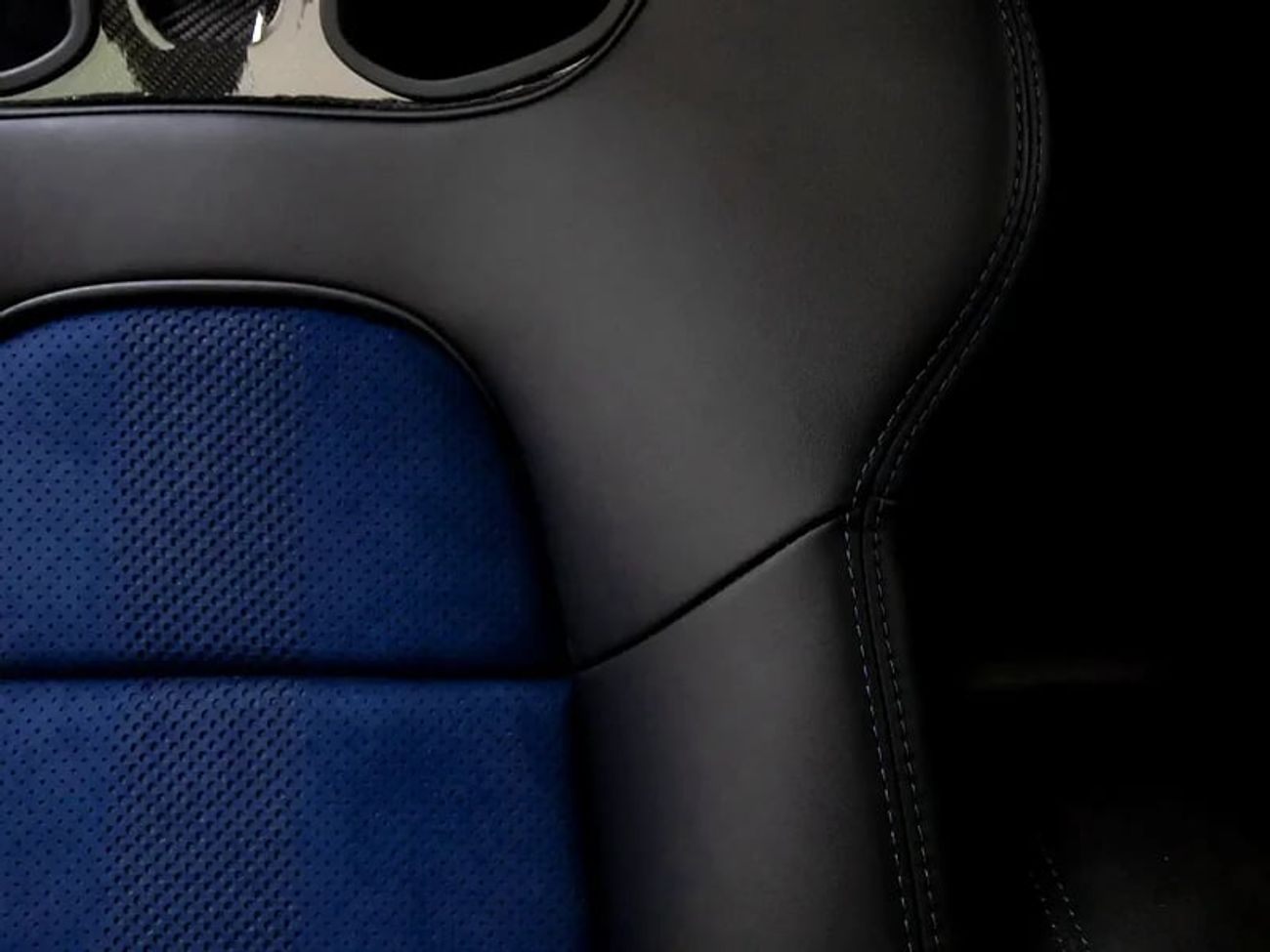 Porsche Cayman 718 Cayman | GT4 RS Weissach | GCC Spec | With Warranty