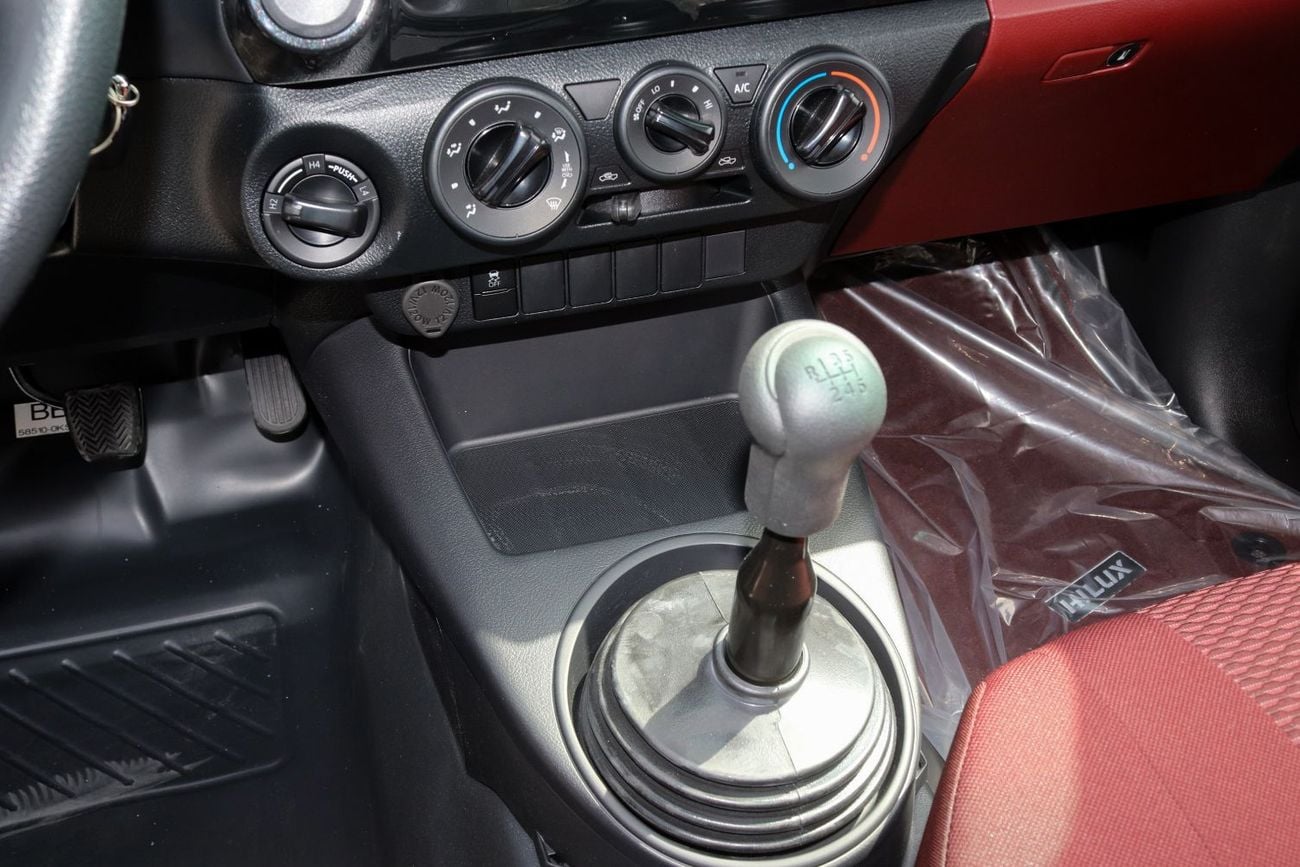 تويوتا هيلوكس 2026 Model Toyota Hilux SC, 2.4L Diesel 4WD 6M/T