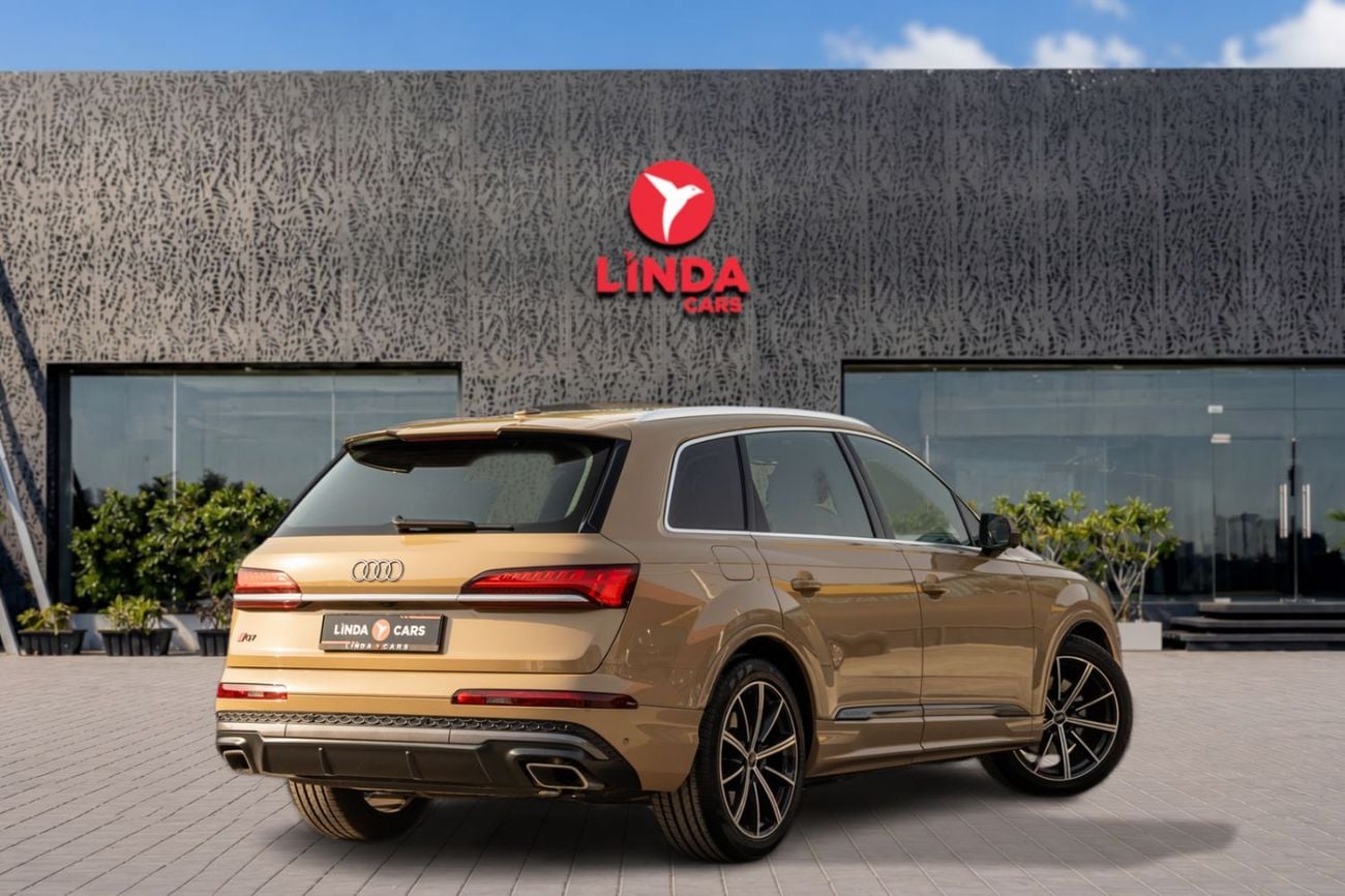 Audi Q7 45 TFSI S-LINE Audi Q7 S-Line 2024 GCC | Agency Warranty | Service Contract