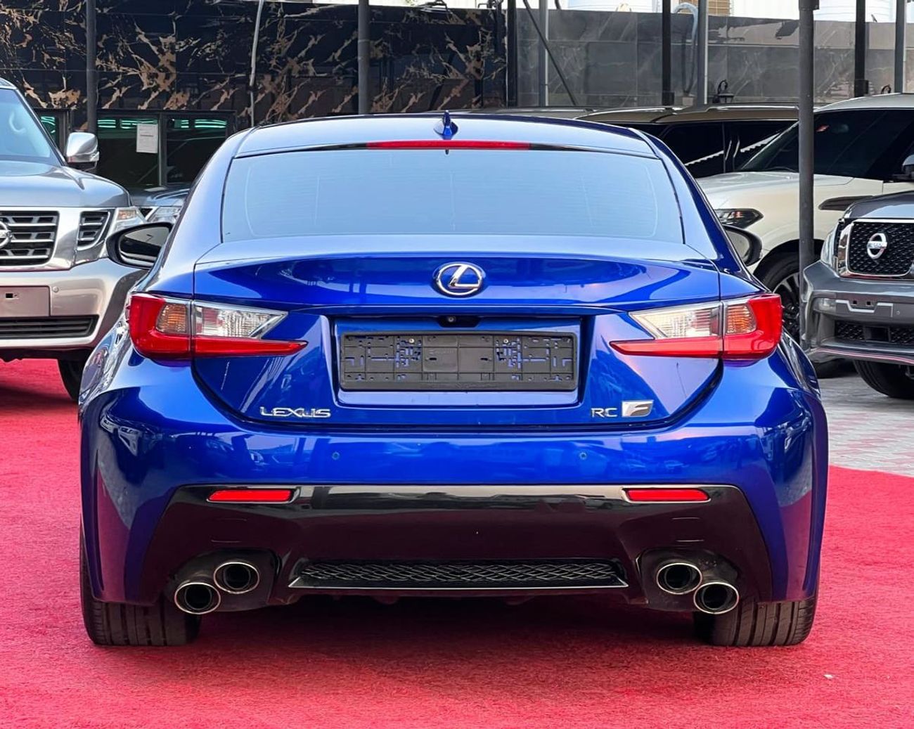 لكزس RC F بلاتينوم