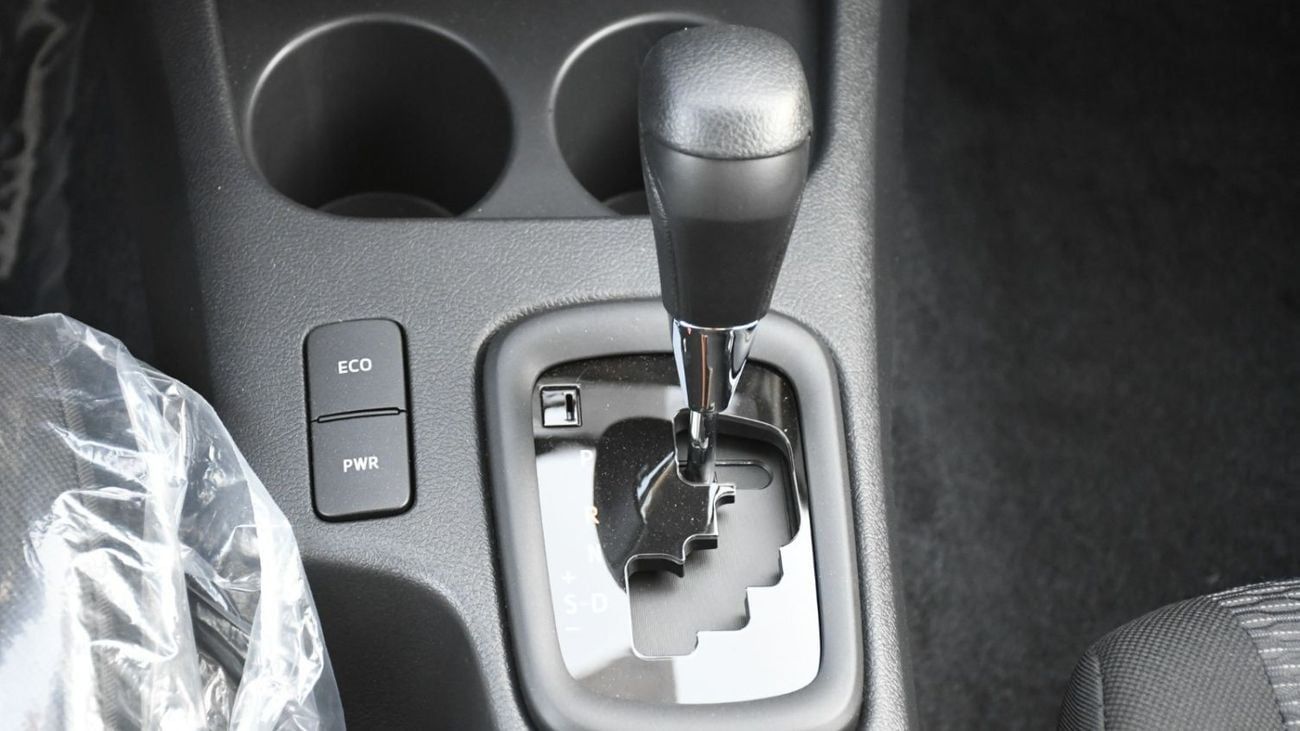 تويوتا هيلوكس SGLX S GLX 2.4L AWD A/T