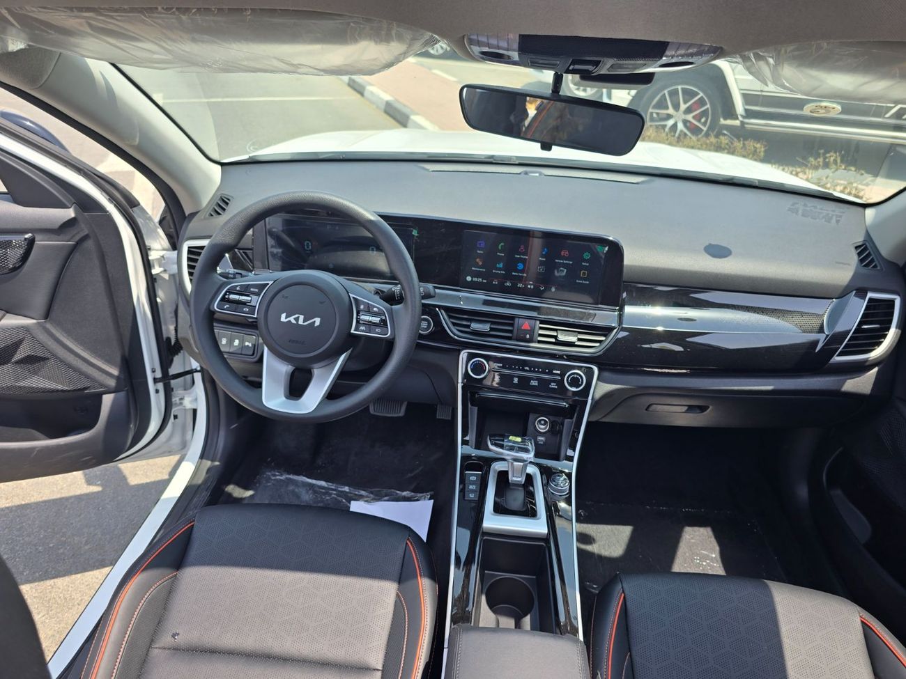 Kia Seltos available white dual tone and grey dual tone