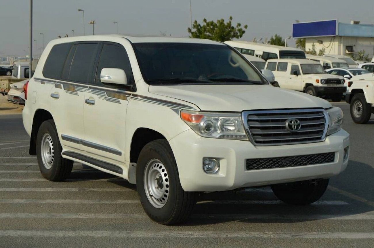 Toyota Land Cruiser GXR - Automatic . Petrol . SUV/Crossover . 4WD Wheel Drive . 5 Seats . 5 Doors ▾