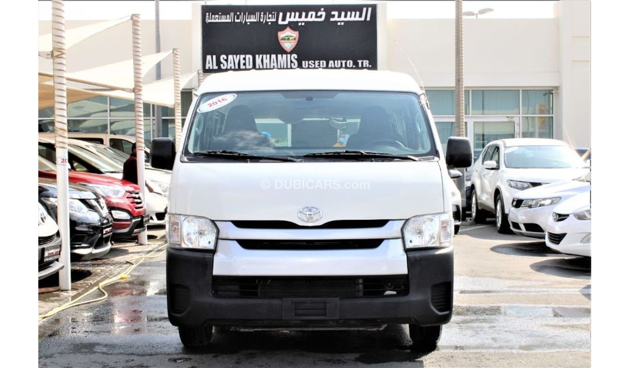 Toyota Hiace MID ROOF