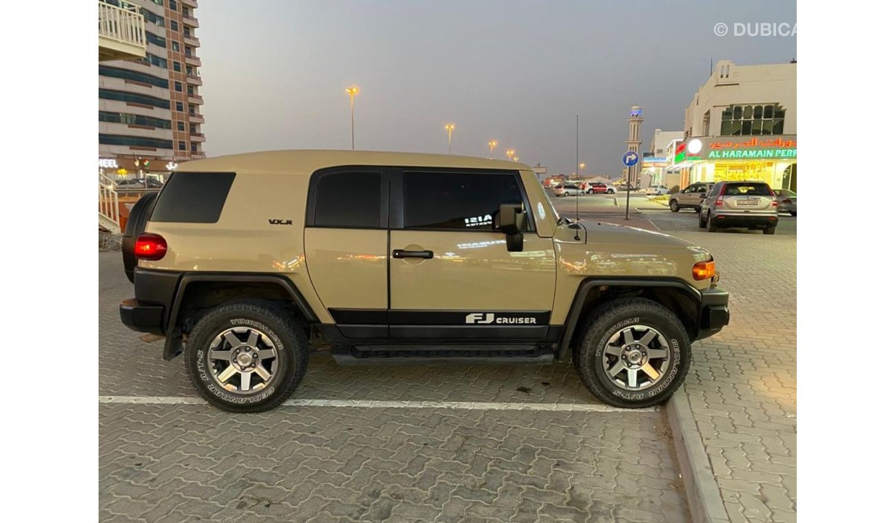 Toyota FJ Cruiser TOYOTA FJ CRUISER 2015