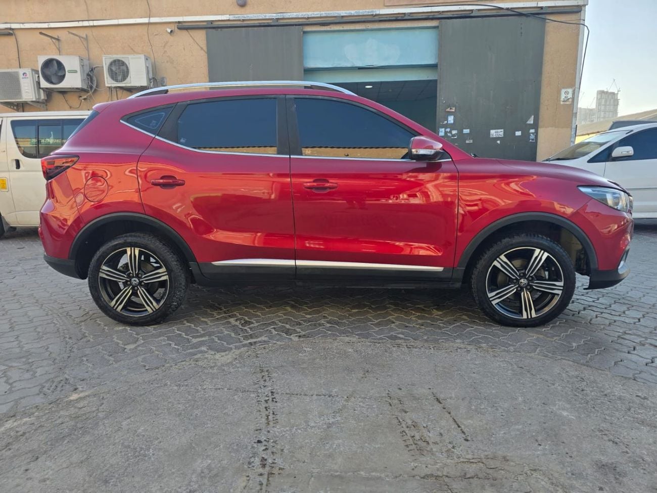 MG ZS MG ZS 2020 MODEL WITH GCC SPECS RED COLOR