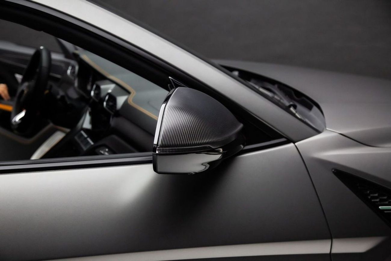 لامبورغيني اوروس 4.0T