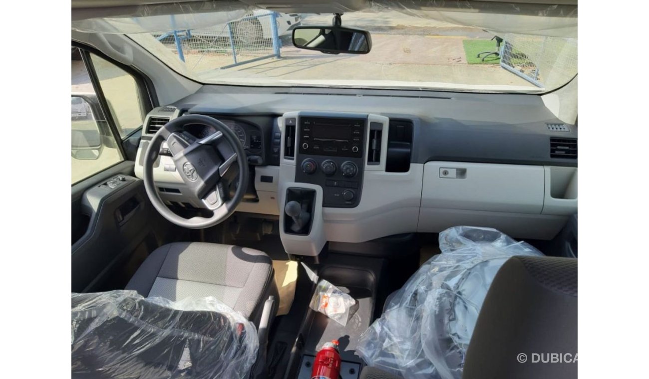 Toyota Hiace 13 seats