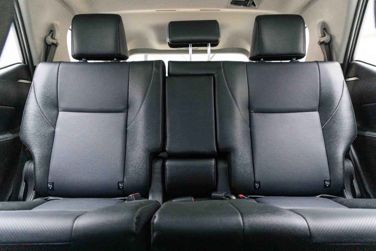 Toyota Fortuner 4.0L - Platinum White Pearl Inside Black | Export Only