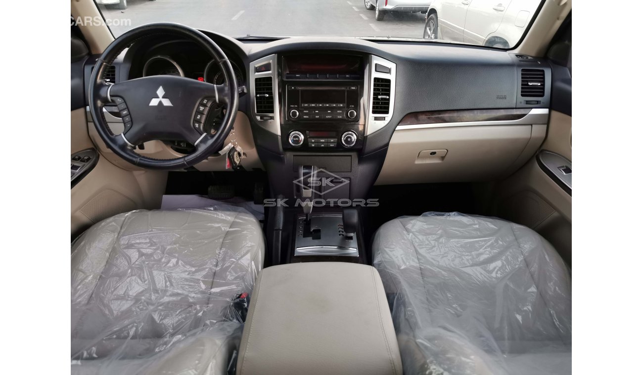 Mitsubishi Pajero 3.5L Petrol, Alloy Rims, Sunroof, Rear A/C, Leather Seats, 4WD (LOT # 8897)