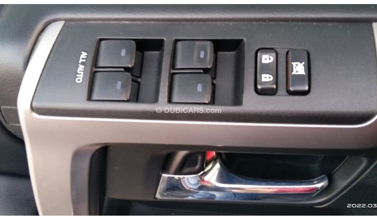 تويوتا Runner4 Toyota 4runner 6 cylinder leather seats electric seats 7 seater perfect condition