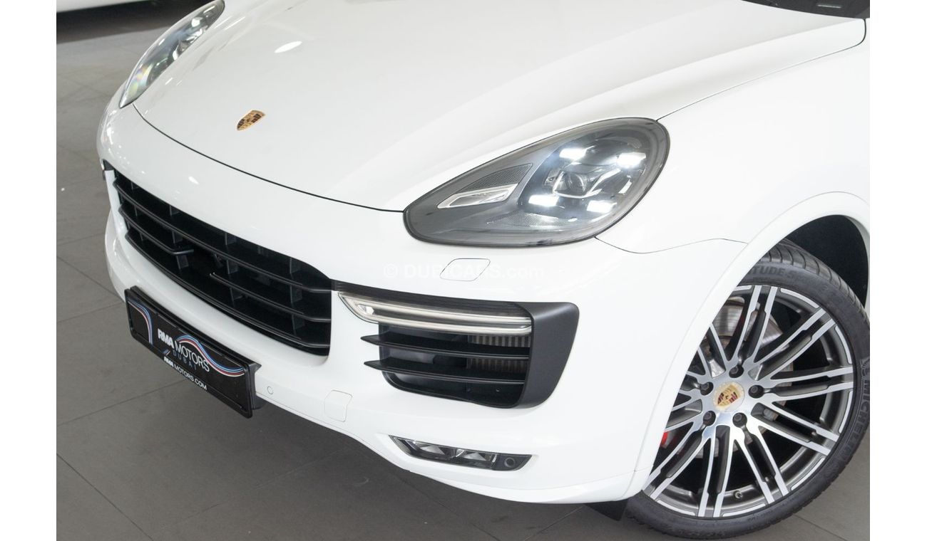 Porsche Cayenne 2016 Porsche Cayenne GTS 3.6L V6/ High Option / Sport Chrono Package & Sports Exhaust