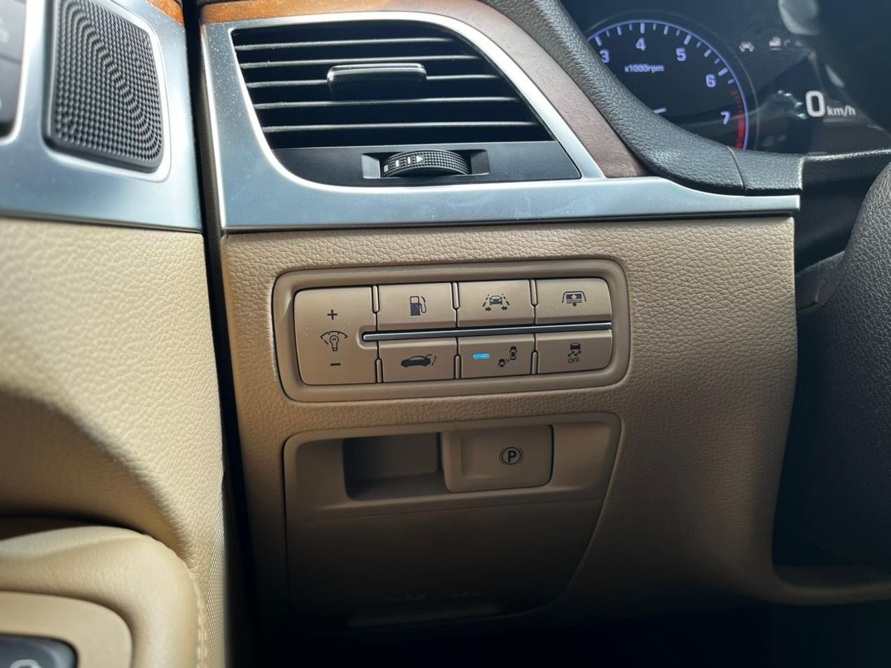 جينيسس G80 Royal 3.8L