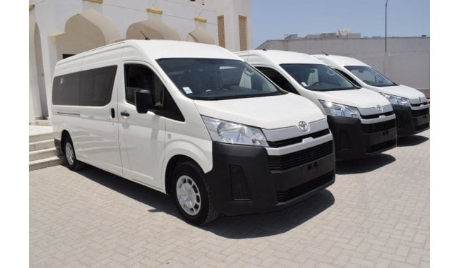 Toyota Hiace Commuter GL High Roof TOYOTA HIACE HIGHROOF BUS 6 CYLINER, MODEL:2019.FREE OF ACCIDENT