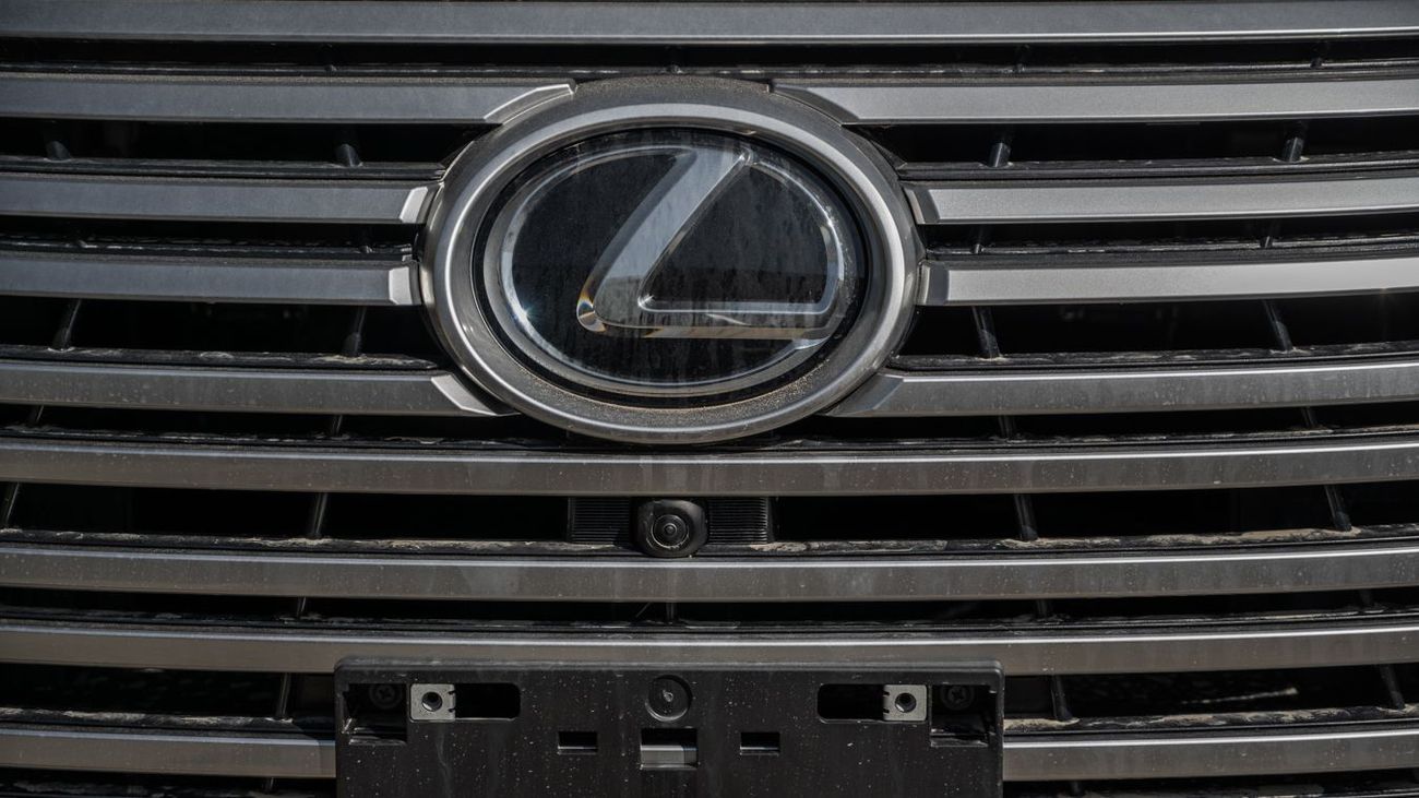 Lexus LX 700h LEXUS LX700h HEV VIP 3.5L -2026YM