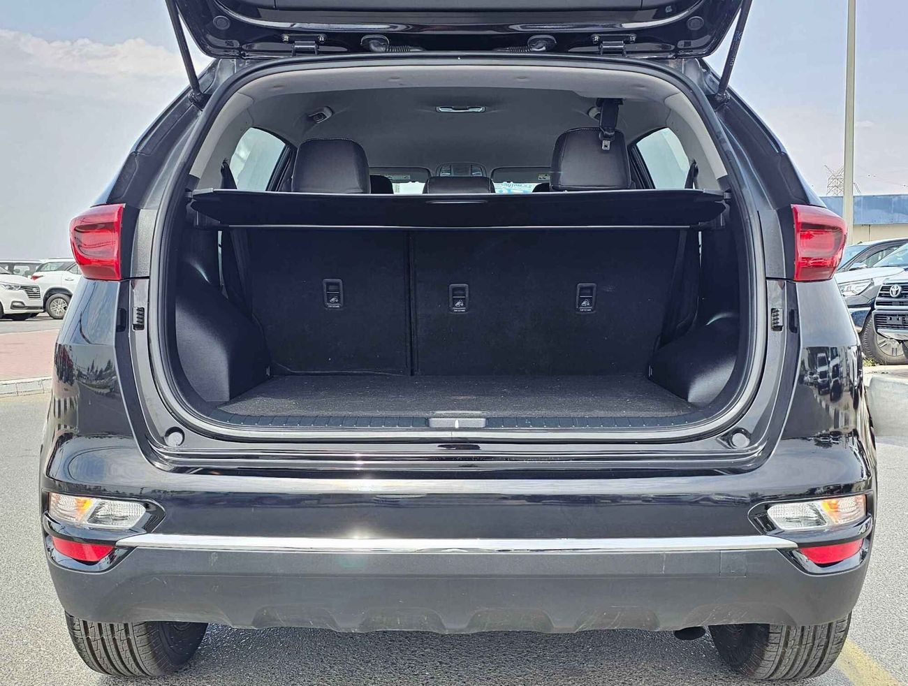 Kia Sportage LX / 641 MONTHLY / ELECTRIC/ LEATHER SEATS/ DVD REAR CAMERA/LOT#702403