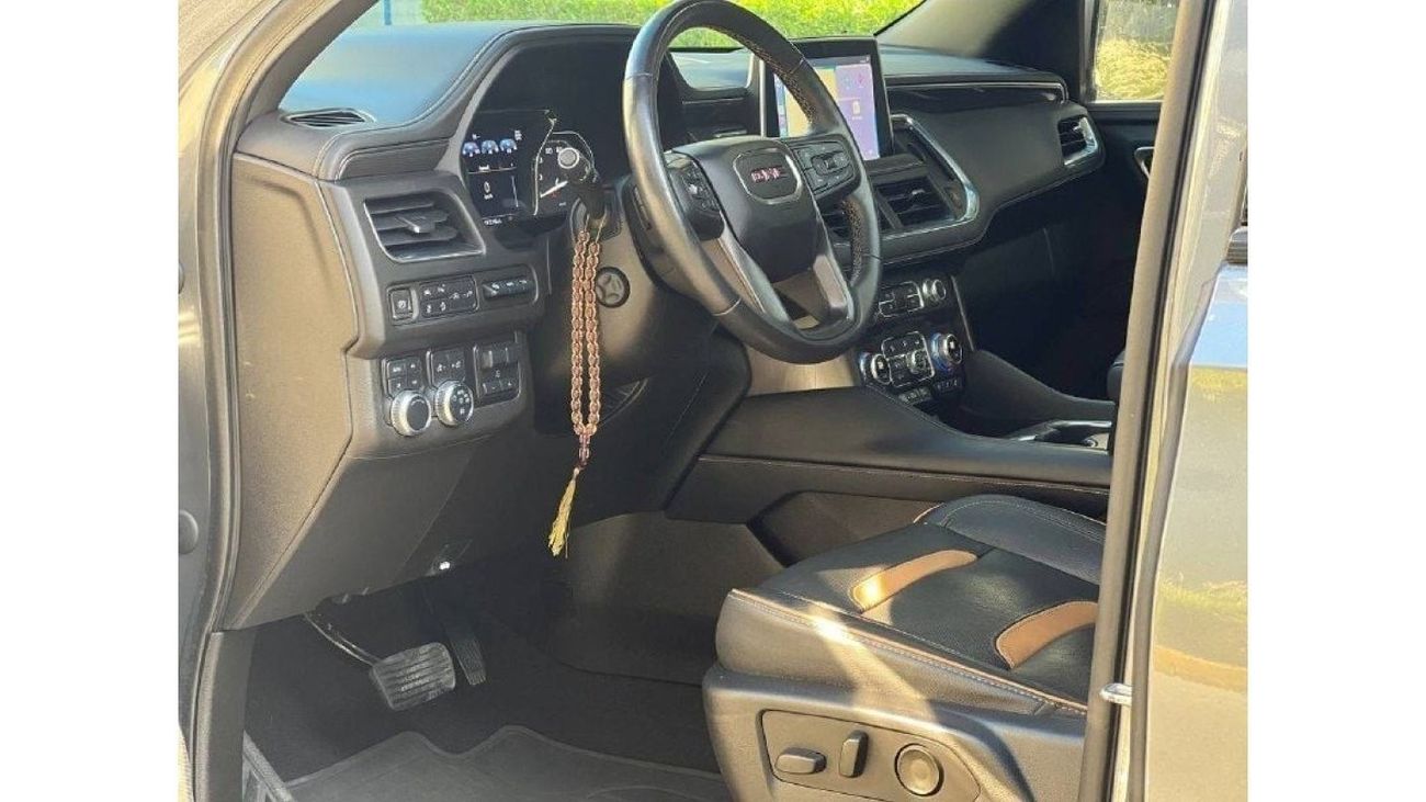 GMC Yukon AT4 5.3L V8 PTR A/T AWD // 2021 // FULL OPTION WITH RADAR , 360 CAMERA , PANORAMIC ROOF // SPECIAL O