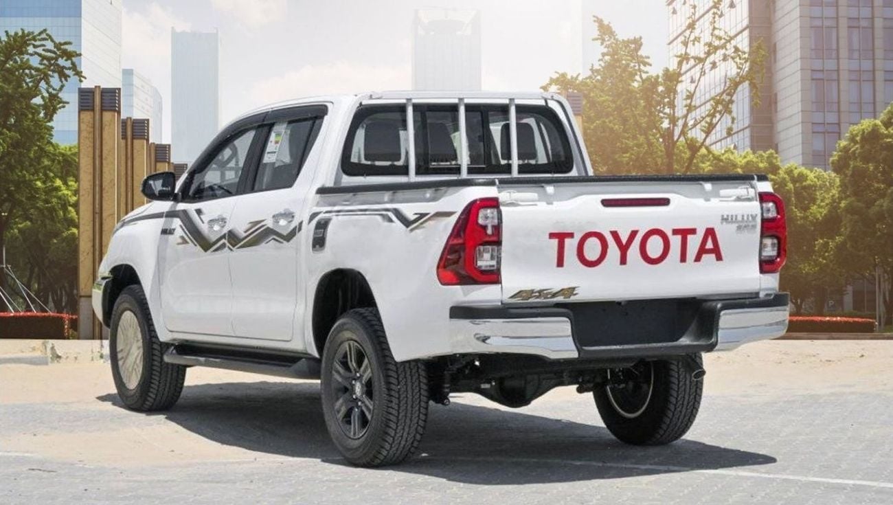 تويوتا هيلوكس 2.7 SR5, DIGITAL AC, ALLOY WHEELS, FOG LAMPS, MODEL 2024