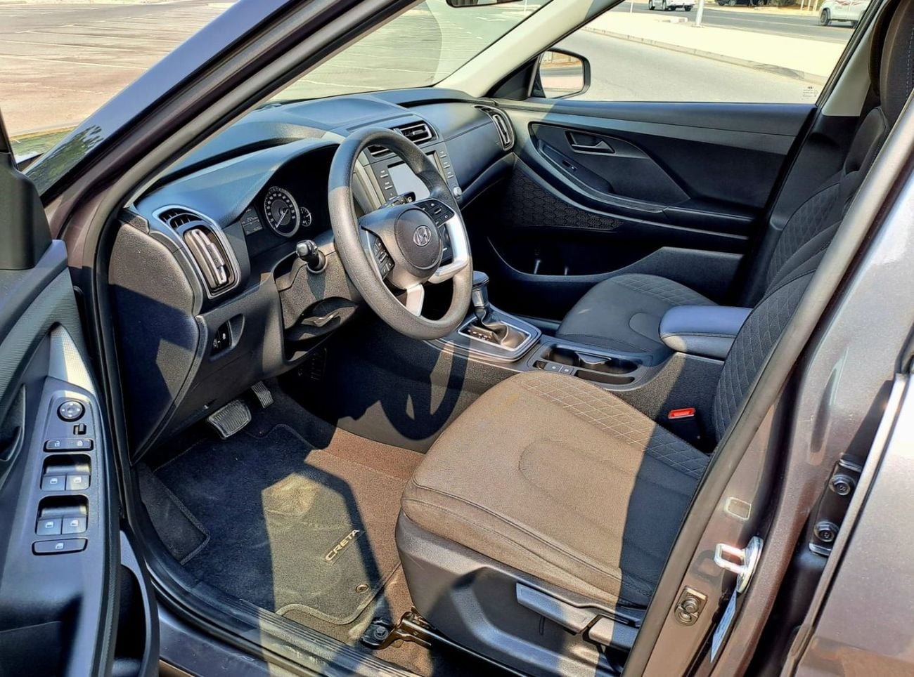 Hyundai Creta Mid 1.6L 770-Monthly l GCC l Cruise, Camera, Navigation l Accident Free