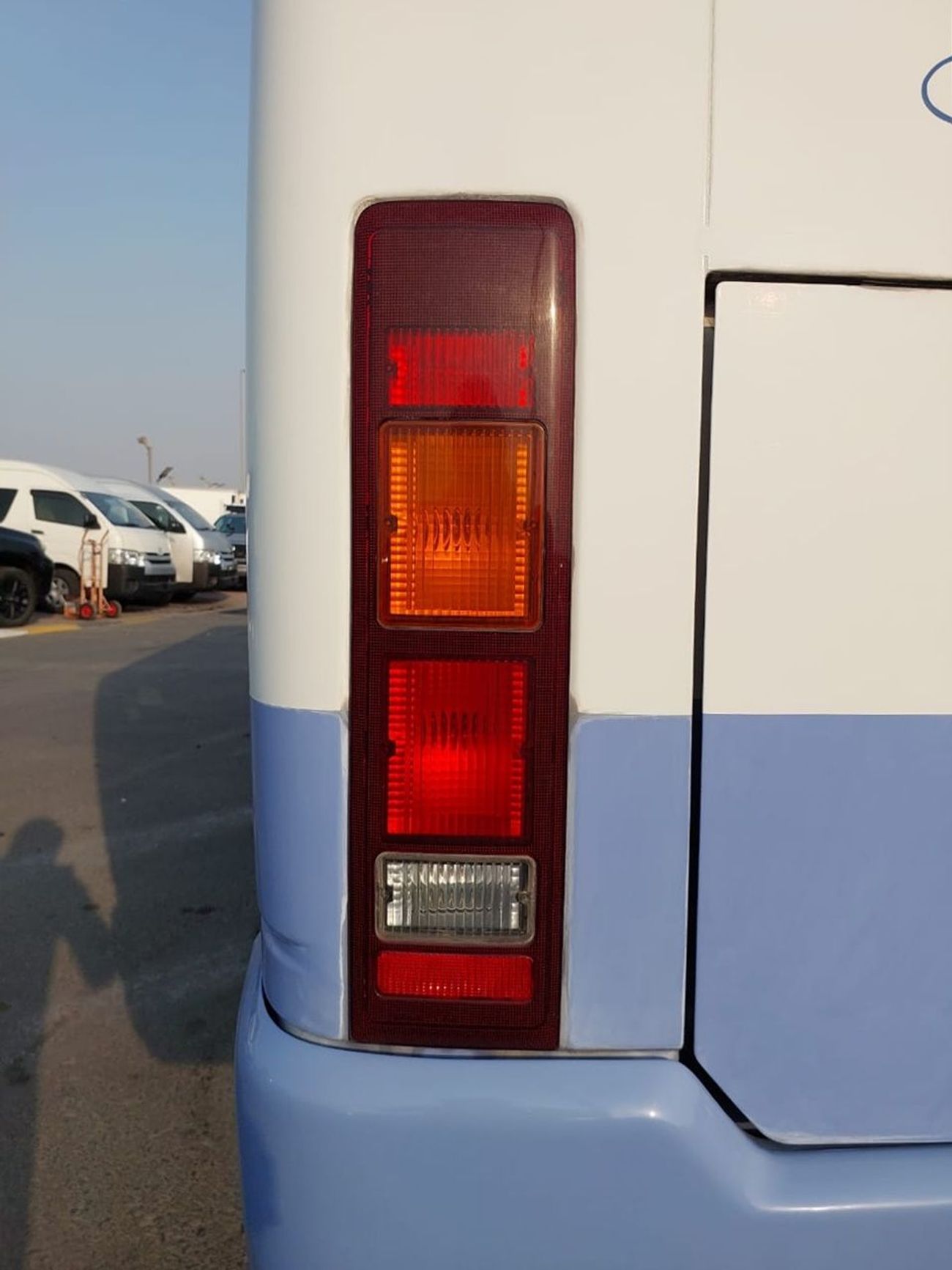 Isuzu Journey ISUZU JOURNEY BUS RHD 2000 MODEL 4.1 L DIESEL MANUAL(PM00136)
