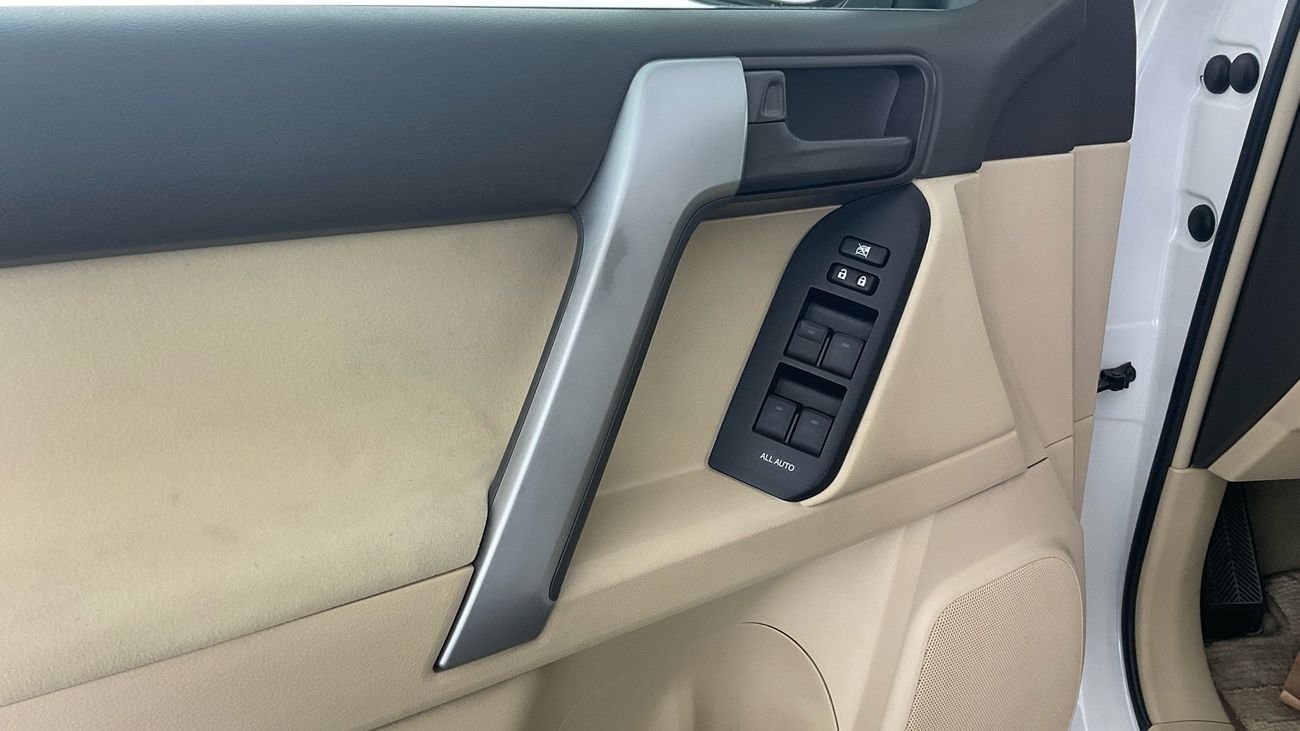 تويوتا برادو GXR | upto AED 20,000 Ramadan Discount | شامل الضمان | 0 ﺪﻔﻋﺓ ﺃﻮﻟﻯ