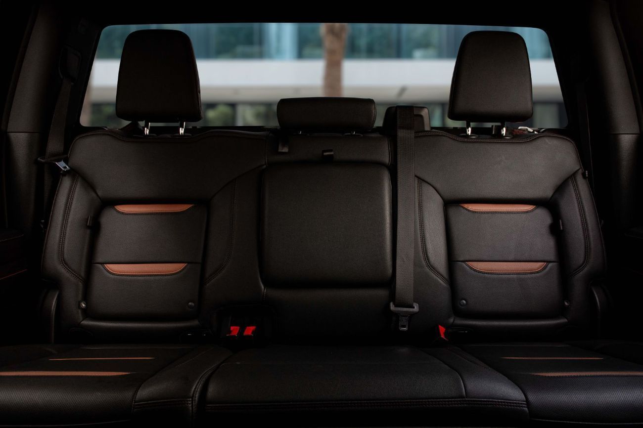 GMC Sierra AT4 | 4,112 P.M | 0% Downpayment | Agency Warranty + Service Contract!