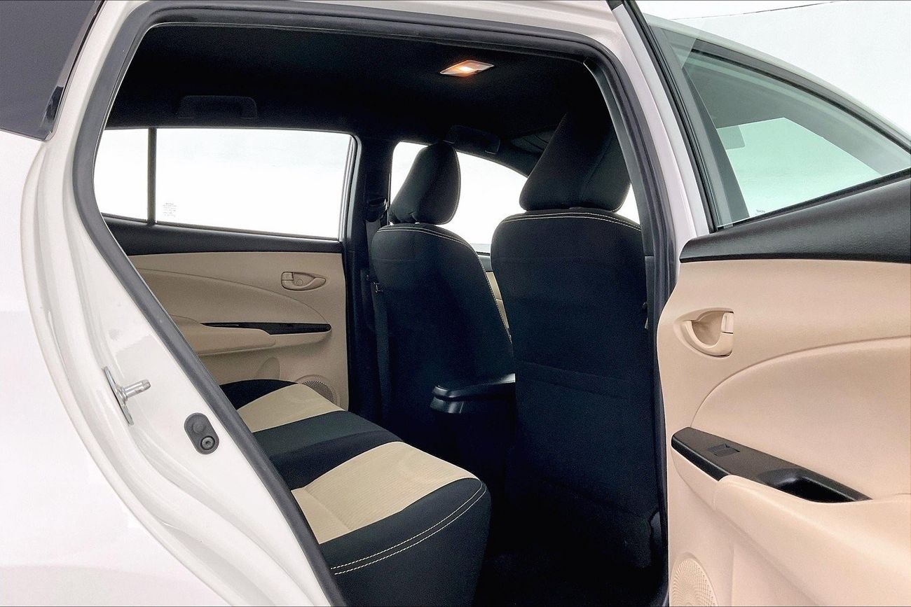 تويوتا إف جي كروزر GXR | شامل الضمان | 0 ﺪﻔﻋﺓ ﺃﻮﻟﻯ