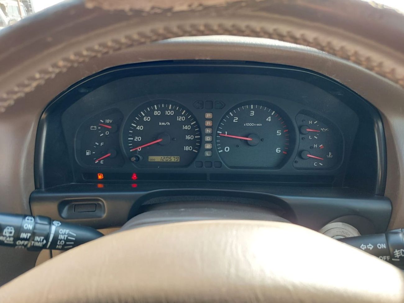 Toyota Land Cruiser TOYOTA LAND CRUISER SUV RHD 1998 MODEL 4.2 L DIESEL AUTOMATIC(PM10431)