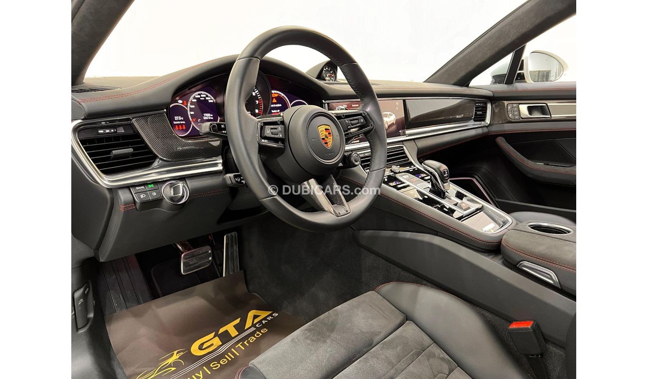 بورش باناميرا 2022 Porsche Panamera GTS, April 2024 Porsche Warranty, Full Options, Very Low Kms, GCC