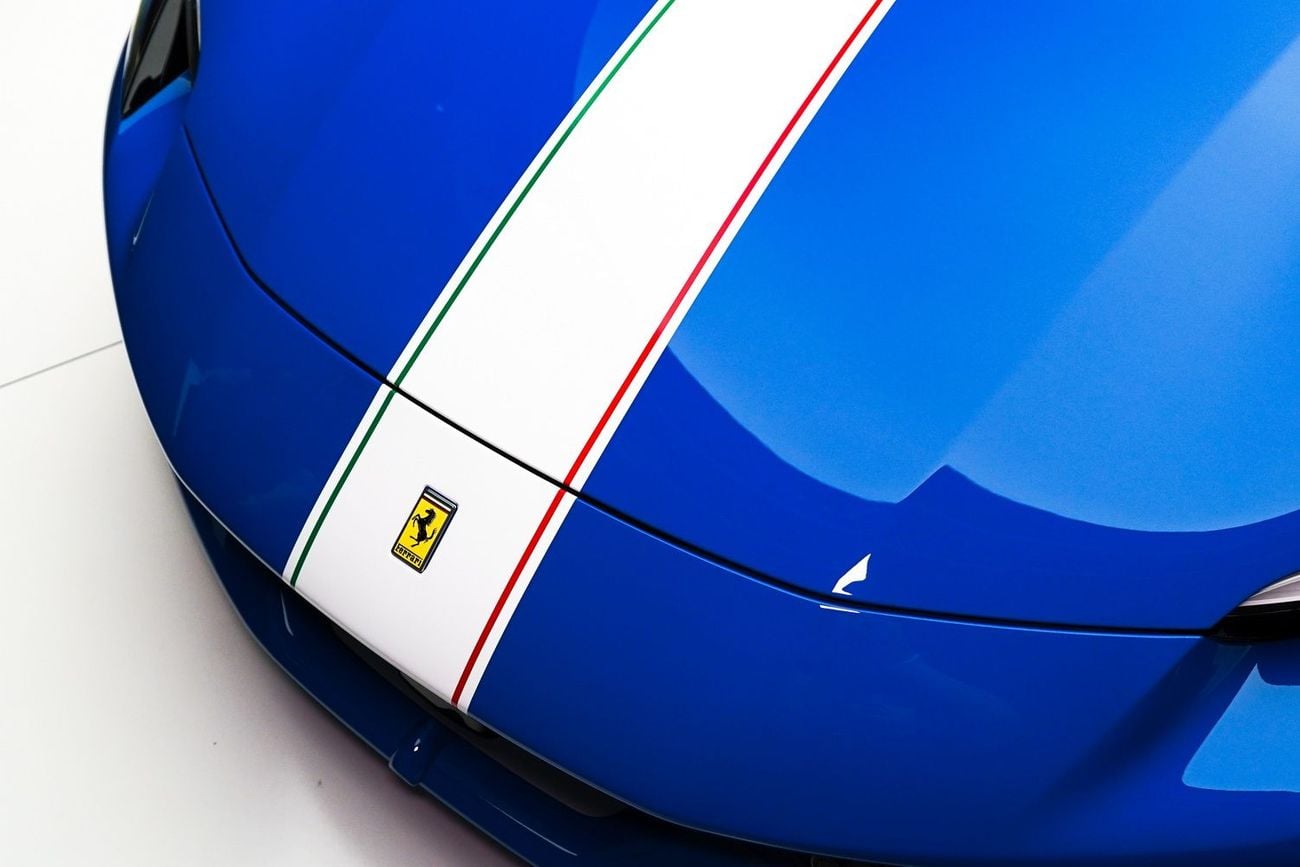 فيراري 296 GTB