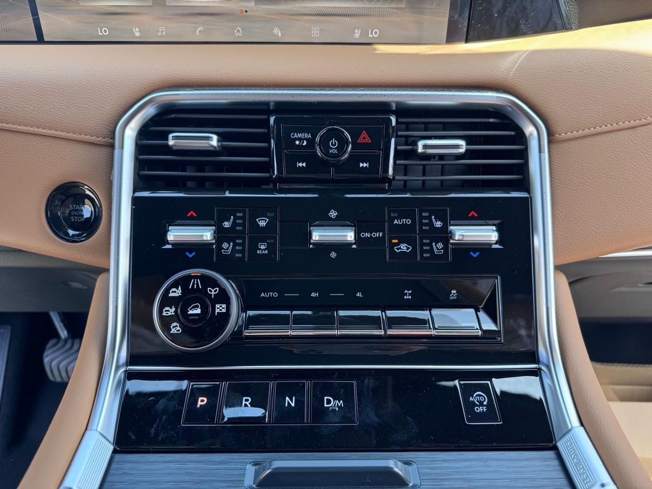 Nissan Patrol SE Platinum City 3.8L (Ext _GRAY WITH BLACK ROOF Inter_TAN)