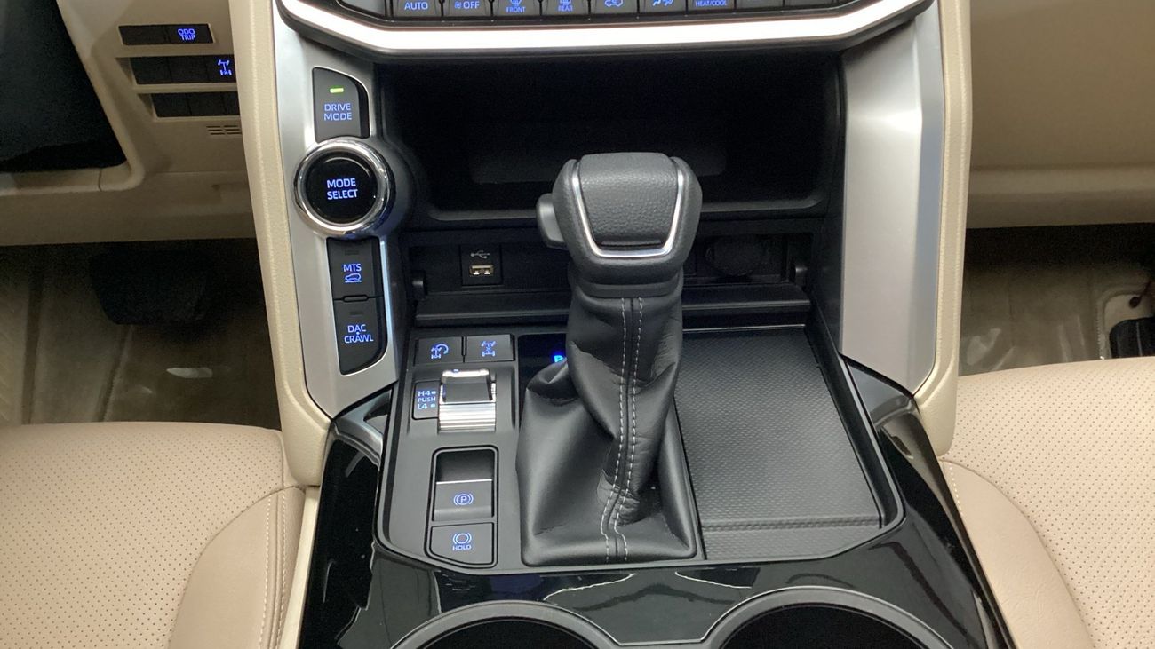 تويوتا لاند كروزر EXR | upto AED 20,000 Ramadan Discount | شامل الضمان | 0 ﺪﻔﻋﺓ ﺃﻮﻟﻯ