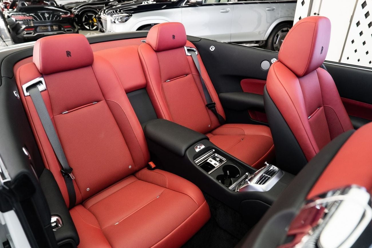 رولز رويس داون Rolls Royce Dawn