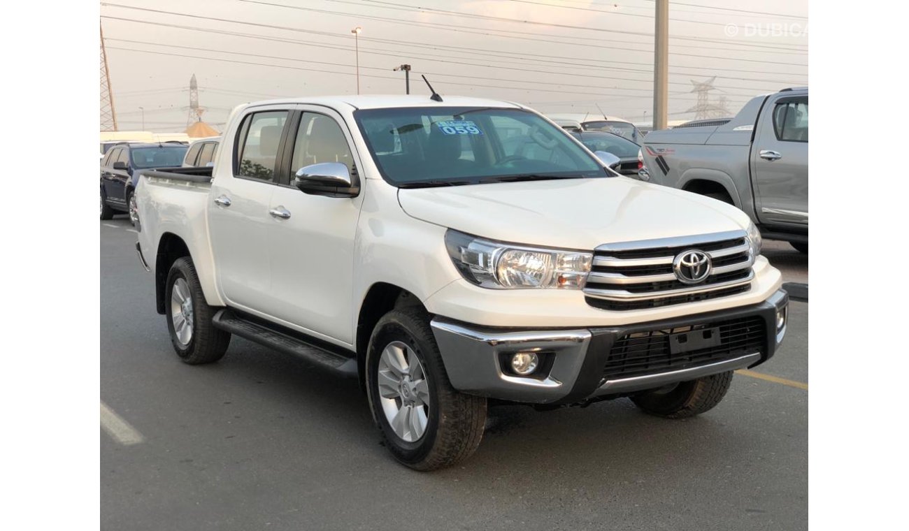 Toyota Hilux 2.7L SRS 4x4 , CHROMIC PLATING, ALLOY RIMS 18''