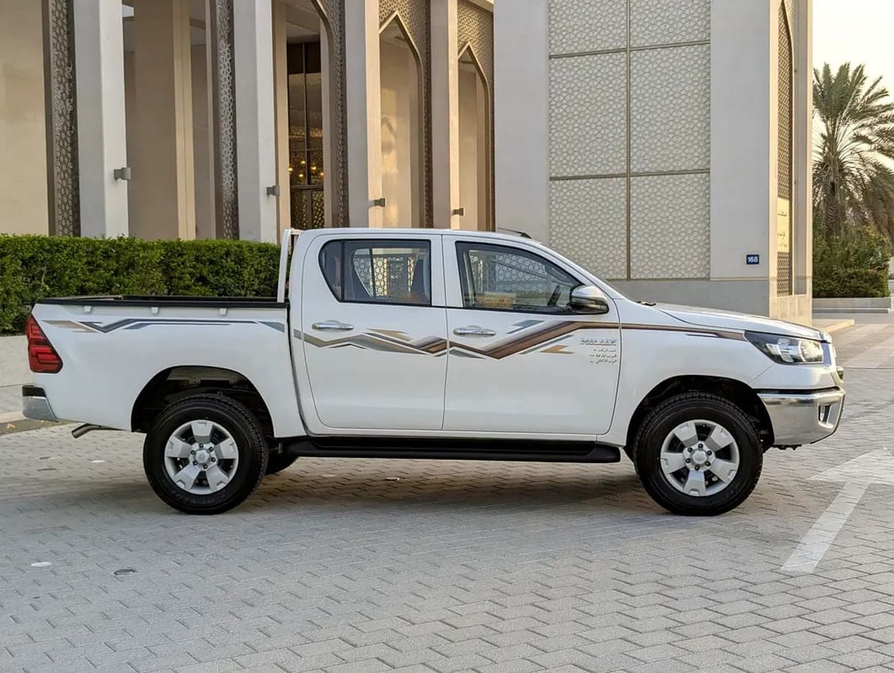 Toyota Hilux GL Diesel GCC Specs | 4x4 Pickup | Excellent Condition | Ready Work Adventure