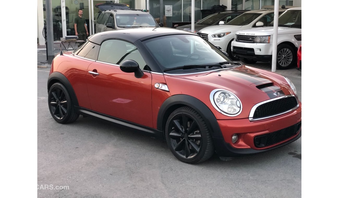 Mini Cooper S Coupé MINI COPPER S MODEL 2014 car perfect condition full option panoramic roof leather seats back camera