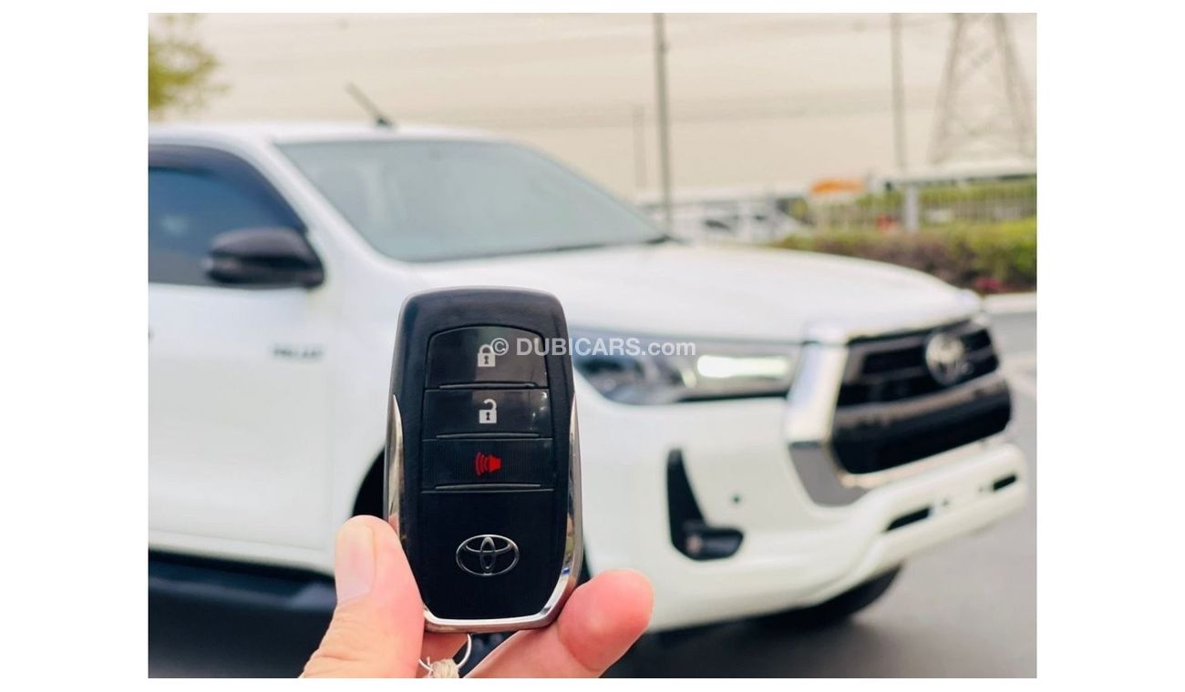 Toyota Hilux 2018 ROGUE 4X4 Diesel 2.8L | PREMIUM LEATHER ELECTRIC SEATS | PUSH START | BOOT COVER | GOOD CONDITI
