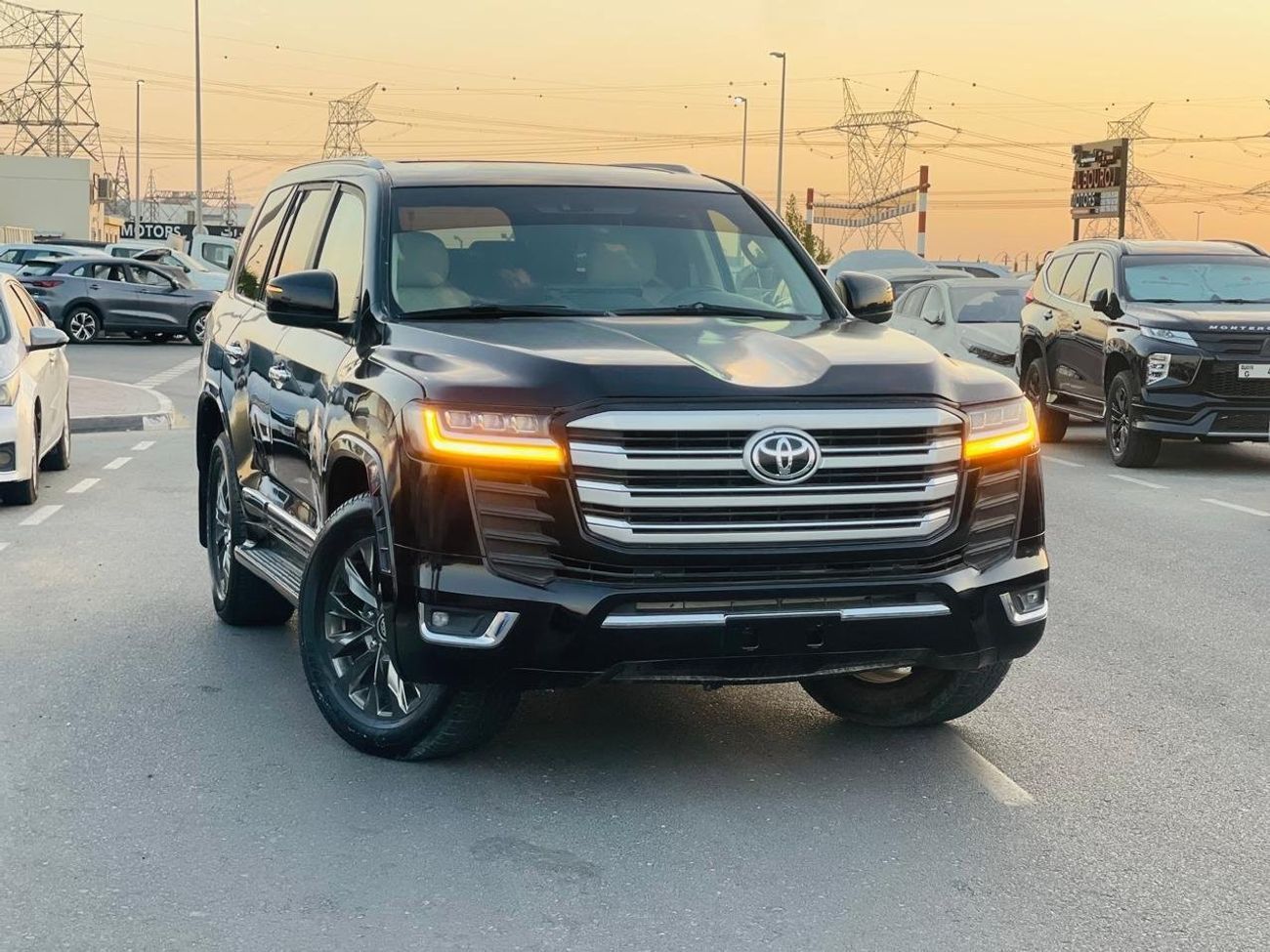 Toyota Land Cruiser Toyota landcuriser GXR V8  2014  upgrade inside & outside 2024 shape full option