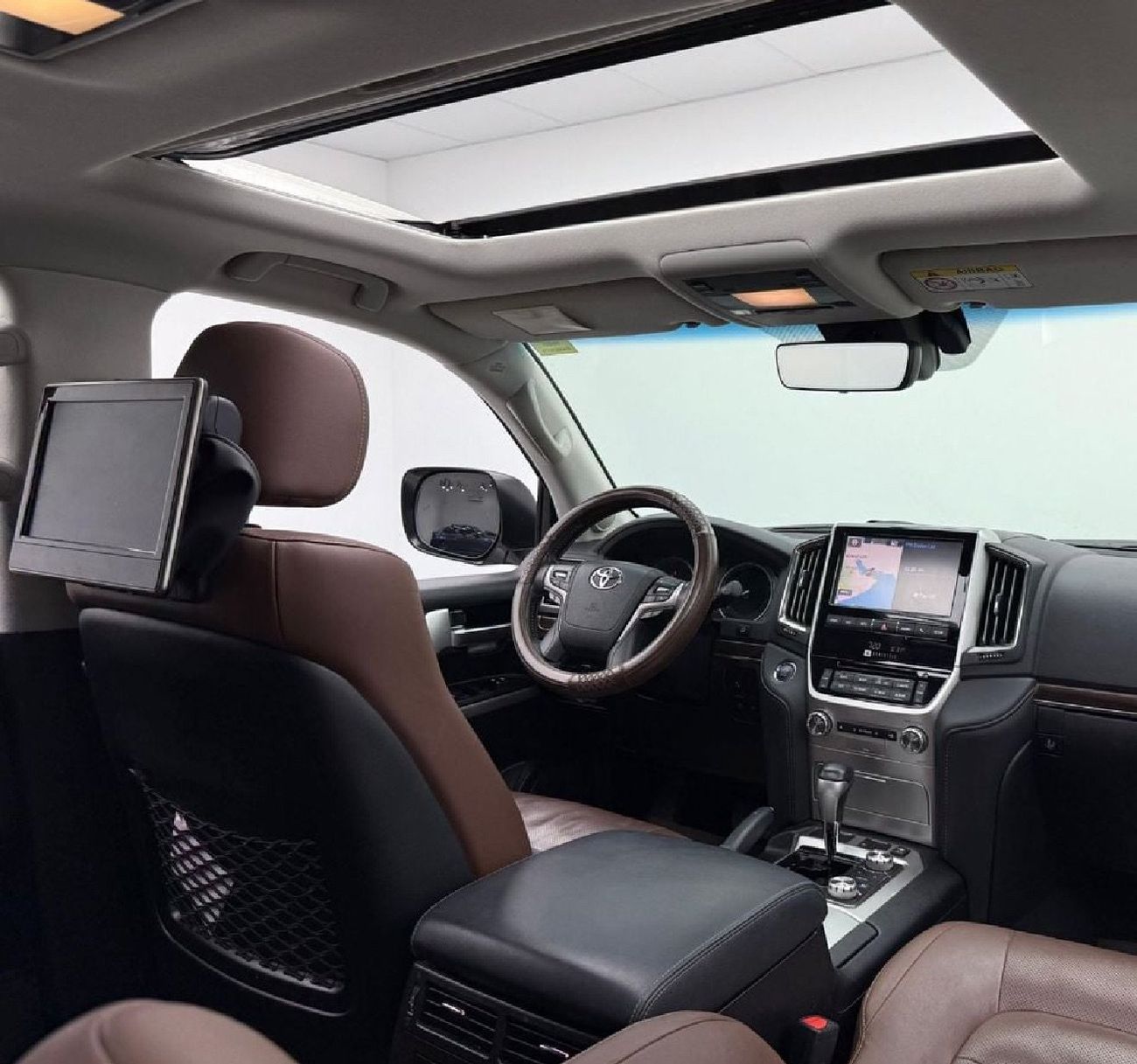 تويوتا لاند كروزر 