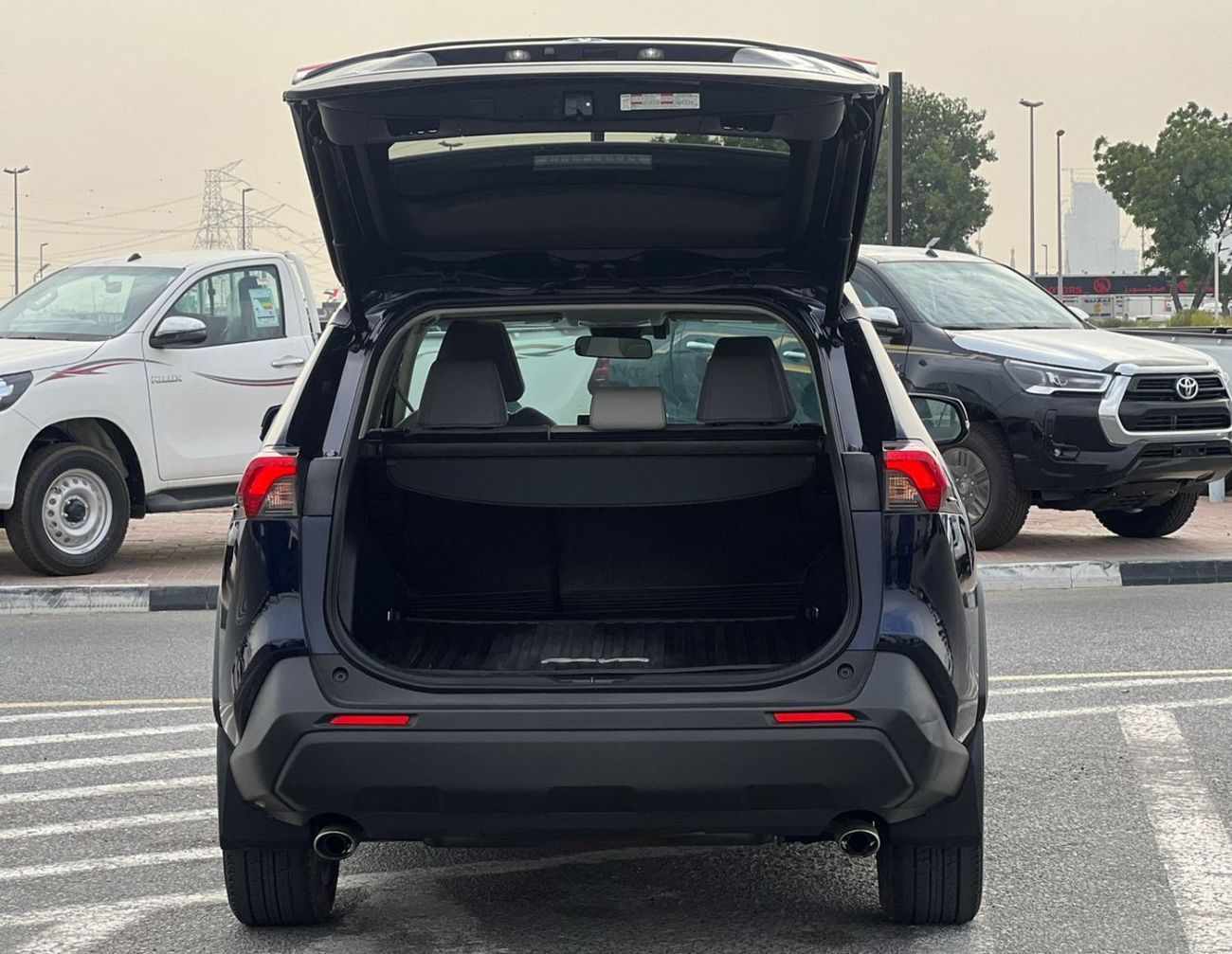Toyota RAV4 XLE 2019 Toyota Rav4 Full Option 2.5L V4 - Rear Camera - Leather Seat - Sunroof - AWD 4x4