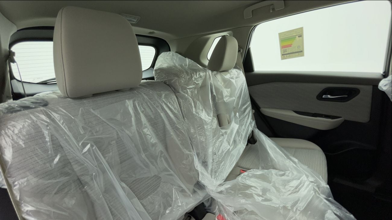 نيسان إكس تريل S 4WD 3RD ROW 2.5 | بدون دفعة مقدمة | اختبار القيادة في المنزل