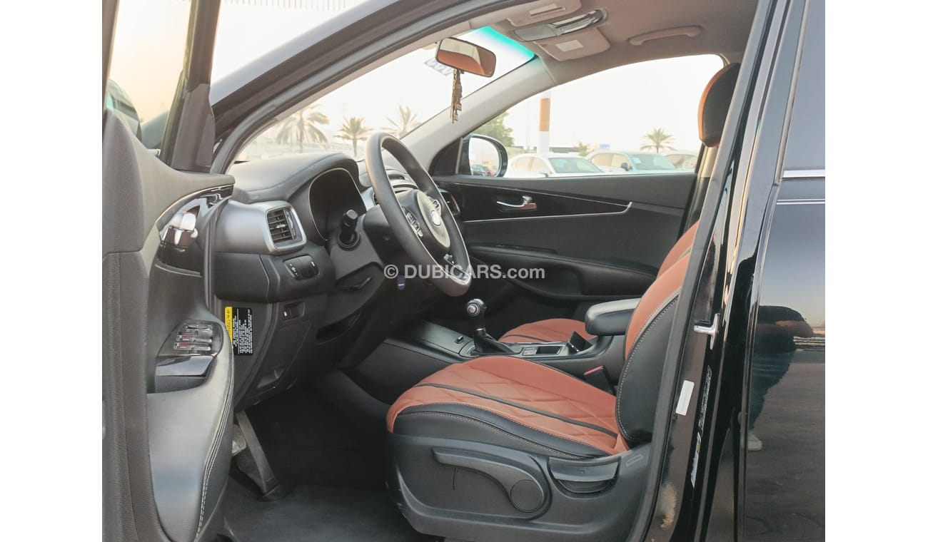 كيا سورينتو 2.4L Petrol, Leather Seats, Quatro fog lamps, Excellent Working Condition (LOT # 299872)