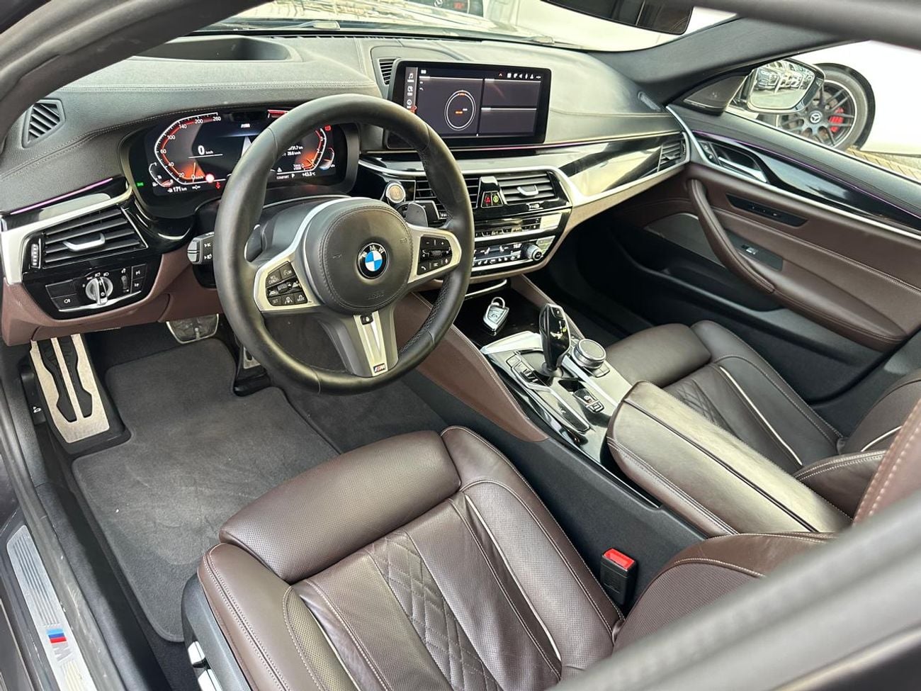 BMW 530i LUXURY LINE EXCLUSIVE