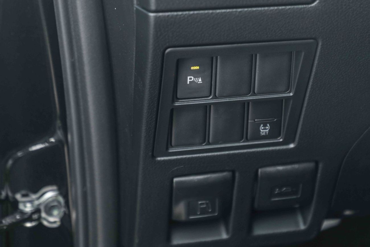 Toyota Hilux 2025 TOYOTA HILUX SR5 4.0 - ATTITUDE BLACK inside RED | Export Only