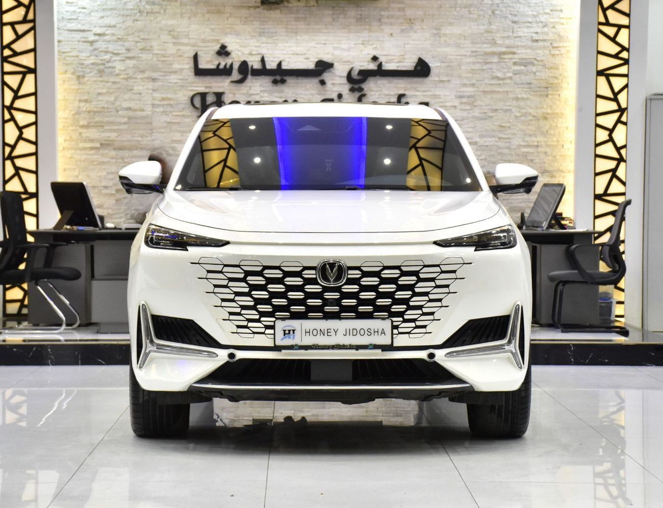 تشنجان يوني ك EXCELLENT DEAL for our Changan UNI-K AWD ( 2023 Model ) in White Color GCC Specs