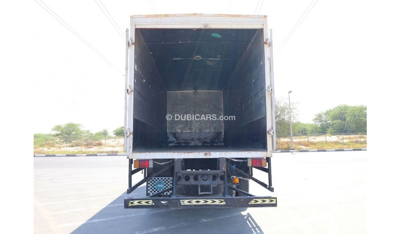 Isuzu NPR /// ISUZU FTR | 10 TON | V6 - 5.2L | INSULATED BOX | EXCELLENT CONDITION | GCC