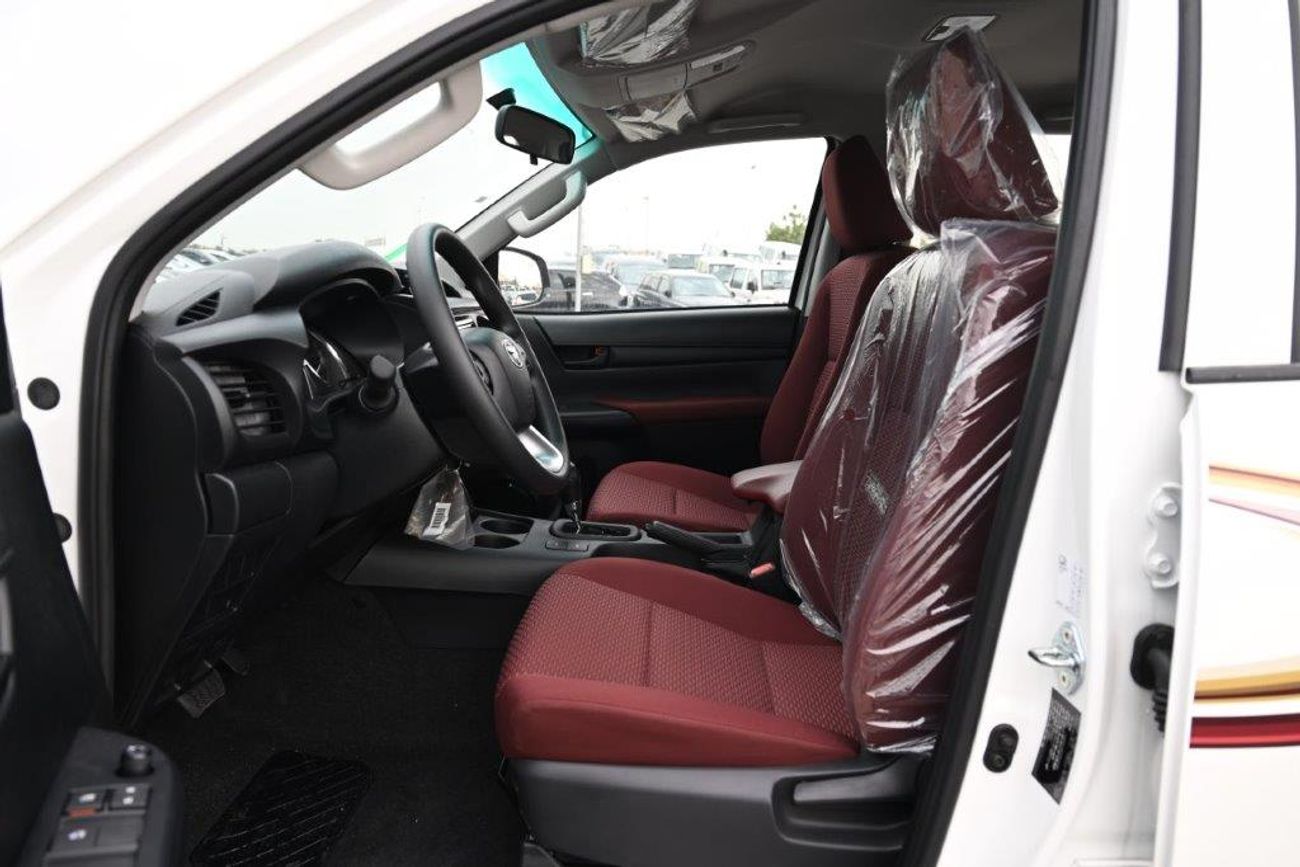 Toyota Hilux 2.7L 4wd Mid option